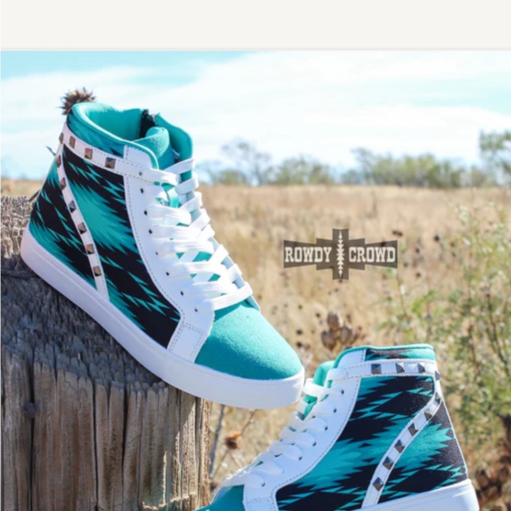 Heartland Hightops - Picture 4 of 6